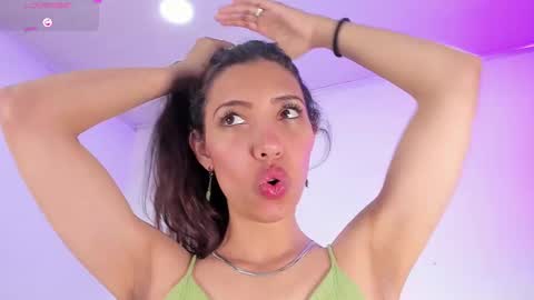 Snapshot of miss_veronica2 chatting on 25, 2, 2025 Miss Veronica online show from 25, 2, 2025