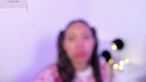 Snapshot of miss_veronica2 chatting on 4, 3, 2025 Miss Veronica online show from 4, 3, 2025