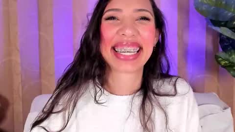 Snapshot of miss_veronica2 chatting on 13, 3, 2026 Miss Veronica online show from 13, 3, 2026