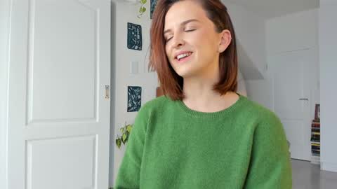 Alexandra Thorn online show from 21, 2, 2026