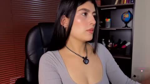 Snapshot of missatenea2 chatting on 14, 7, 2026 Laura online show from 14, 7, 2026