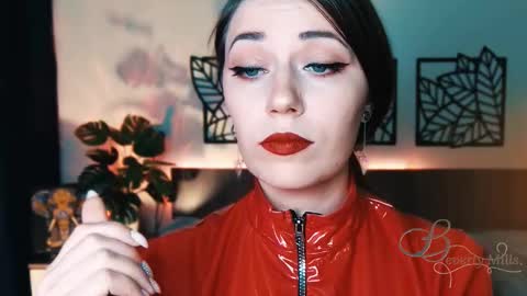 The divine Beverly online show from 15, 2, 2025