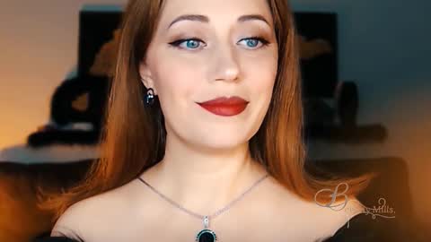 The divine Beverly online show from 9, 10, 2025