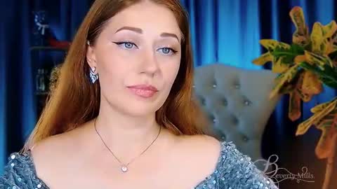 The divine Beverly online show from 4, 7, 2026