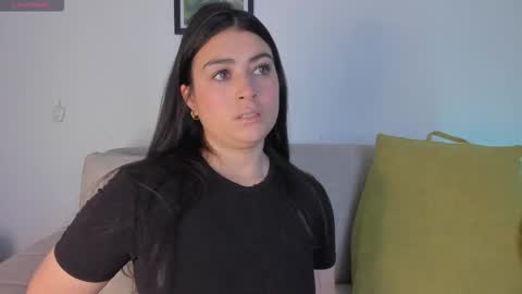 Bianca Torres online show from 25, 3, 2026