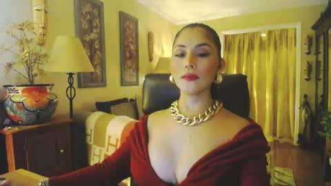 Snapshot of missbrownx chatting on 8, 2, 2025 Brownie -P online show from 8, 2, 2025