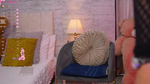 D A N A online show from 24, 2, 2026