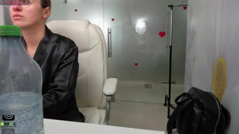 Miss Domina online show from 2, 2, 2026