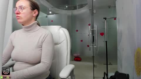 Miss Domina online show from 2, 3, 2026