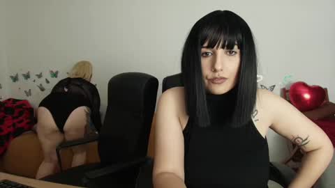 Miss online show from 14, 2, 2025