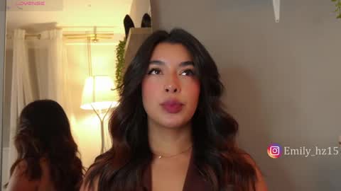 Yuliana online show from 4, 6, 2026