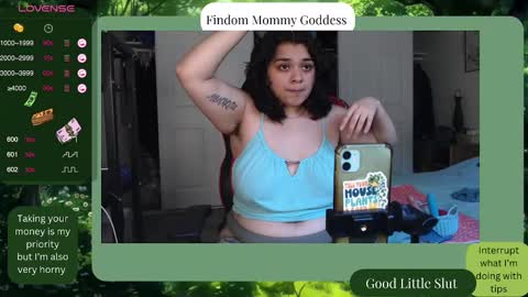 Miss Estephy online show from 4, 12, 2024