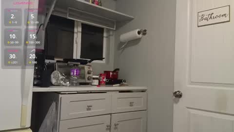 misshannaho online show from 20, 10, 2025