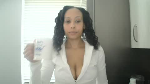 MissJasmineUK online show from 3, 7, 2026