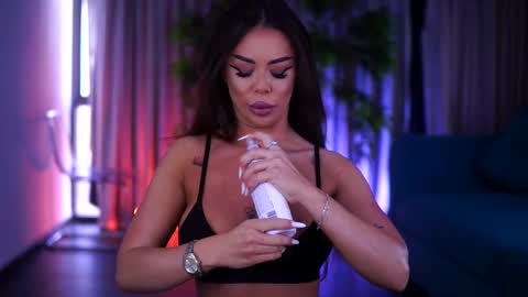 Snapshot of misskiarra chatting on 7, 3, 2025 misskiarra online show from 7, 3, 2025