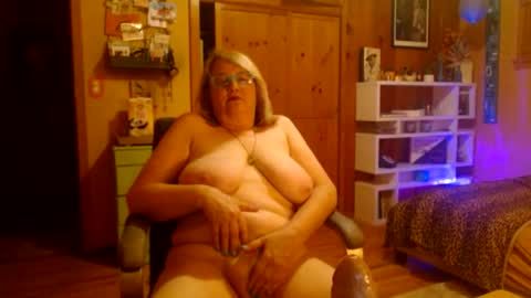 MissKittyFox online show from 31, 7, 2026
