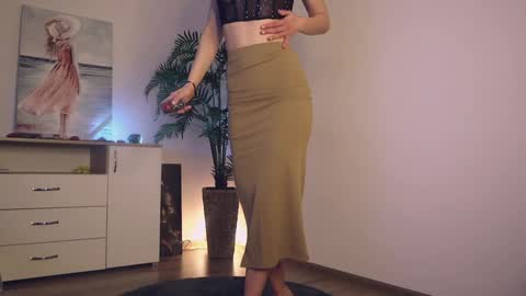 Snapshot of misslullu chatting on 1, 2, 2025 Lullu online show from 1, 2, 2025