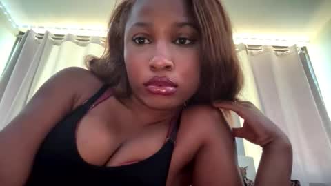 Snapshot of missmarimac chatting on 9, 3, 2026 missmarimac online show from 9, 3, 2026