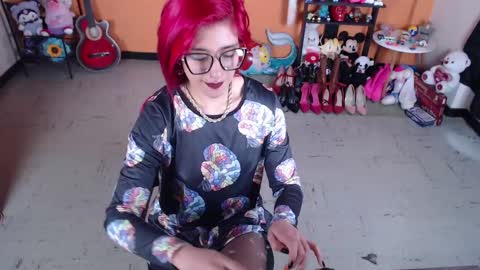 Miss Mia online show from 1, 2, 2025