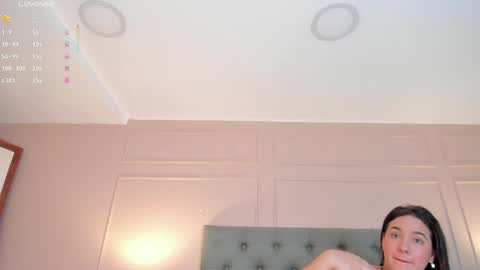 Mia  online show from 1, 4, 2026