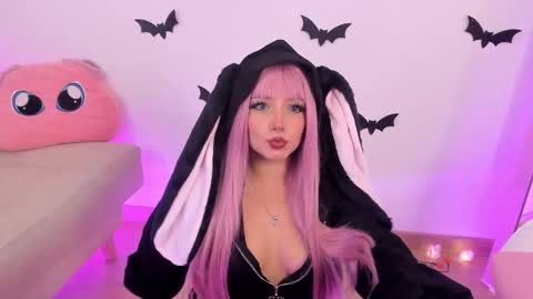 Snapshot of misspaulina__ chatting on 18, 10, 2025 Pau Giraldo online show from 18, 10, 2025