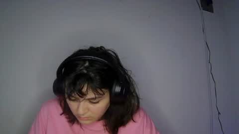 Snapshot of misspink152015 chatting on 20, 6, 2026 sarah online show from 20, 6, 2026