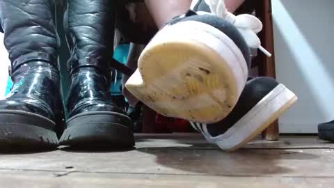 TELL ME MISS online show from 11, 2, 2026