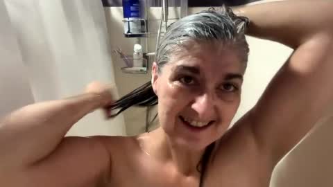 Miss Spooky Silverstacker online show from 20, 10, 2025