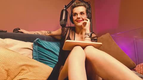 Snapshot of misstaco chatting on 14, 9, 2025 Tacodeluxe online show from 14, 9, 2025