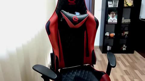 Snapshot of misstruble chatting on 13, 3, 2026 MissTruble online show from 13, 3, 2026