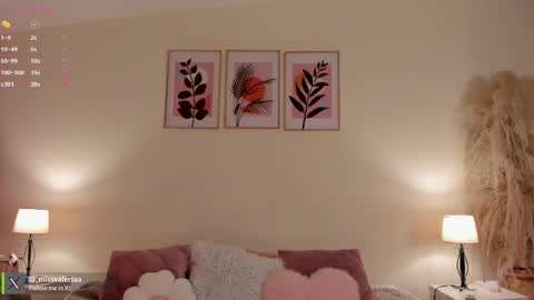 Valeria Davila online show from 9, 4, 2026