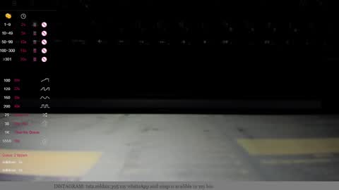 Snapshot of missvalery1 chatting on 7, 1, 2025 missvalery1 online show from 7, 1, 2025