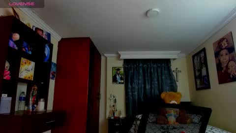 Snapshot of missvalery1 chatting on 25, 3, 2026 missvalery1 online show from 25, 3, 2026