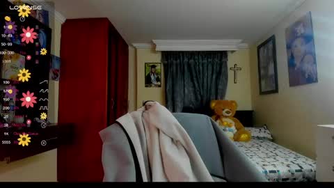 Snapshot of missvalery1 chatting on 21, 4, 2026 missvalery1 online show from 21, 4, 2026