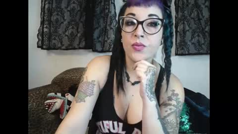 Missy Dee online show from 7, 1, 2026