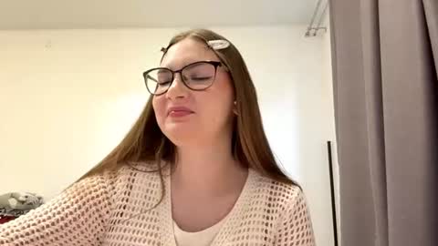 Snapshot of missyklym chatting on 15, 7, 2026 Sandra online show from 15, 7, 2026