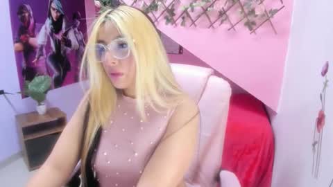 missylove303av online show from 23, 10, 2025