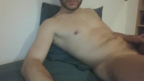 Snapshot of misterepicc chatting on 28, 12, 2024 misterepicc online show from 28, 12, 2024