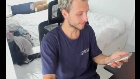 Snapshot of misterskiny chatting on 5, 8, 2026 Alex online show from 5, 8, 2026