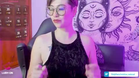 Mistica Natural online show from 28, 1, 2025