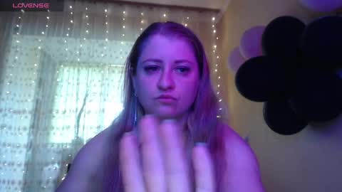Snapshot of mistresscaro chatting on 16, 5, 2026 mistresscaro online show from 16, 5, 2026