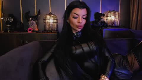 Snapshot of mistresselenia chatting on 4, 12, 2024 Elenia online show from 4, 12, 2024