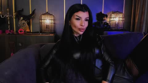 Snapshot of mistresselenia chatting on 2, 2, 2025 Elenia online show from 2, 2, 2025