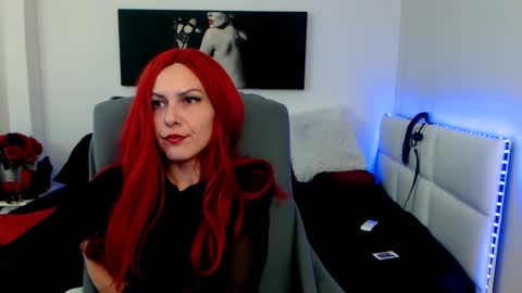MistressEvelyn  online show from 4, 2, 2025