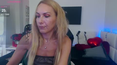 MistressEvelyn  online show from 13, 9, 2025