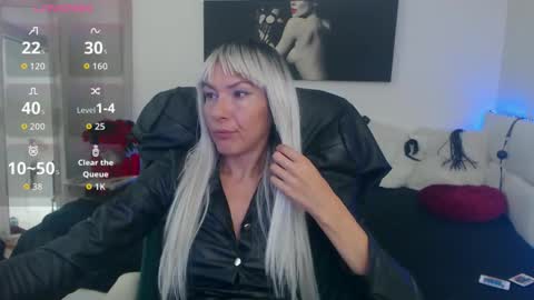 MistressEvelyn  online show from 7, 10, 2025