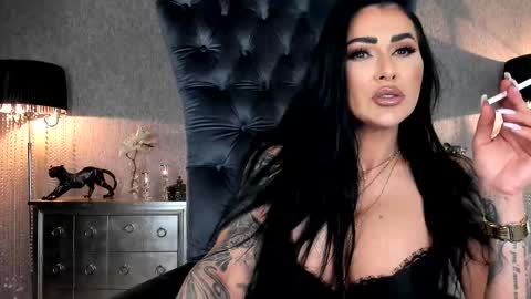 mistresskennya online show from 25, 2, 2026