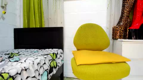 Tiffany online show from 6, 10, 2025