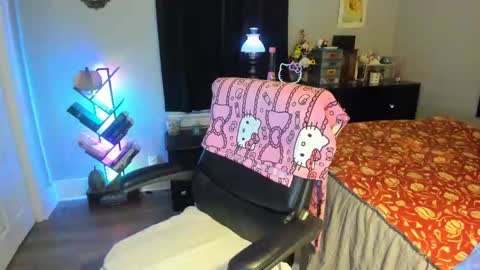 Snapshot of mixed_baedd chatting on 5, 11, 2025 mixedbaedd online show from 5, 11, 2025