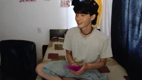 Naomi and Nekorii online show from 19, 10, 2025